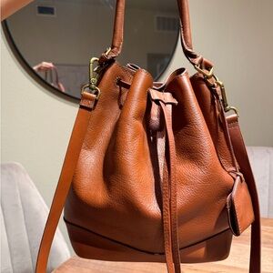 Madewell leather crossbody bucket bag